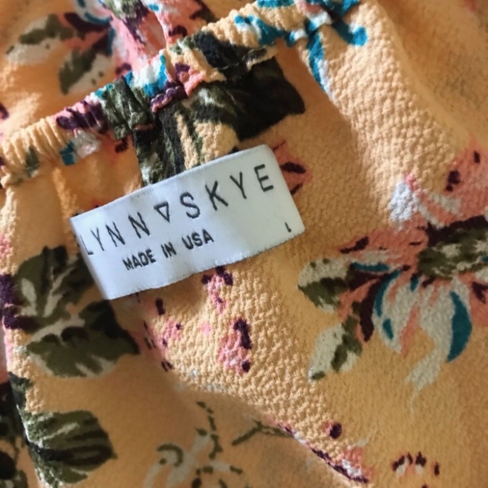 ✨HP✨ FLYNN SKYE Floral Crop Cami Tank Top Blouse - Picture 9 of 12